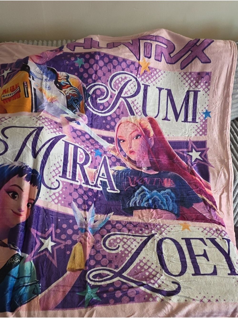 Kids Pink and Purple Character Throw Blanket with Mira & Zoey - Unbranded